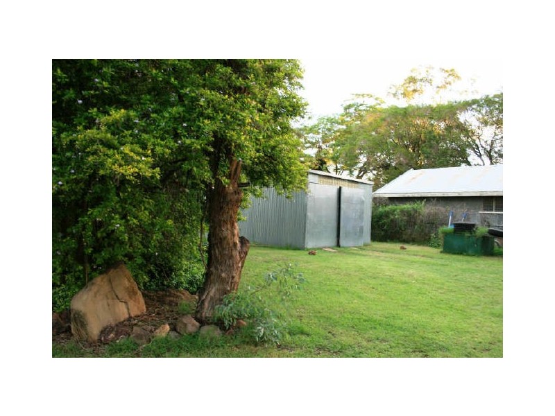 11 Murray Street, Pittsworth QLD 4356