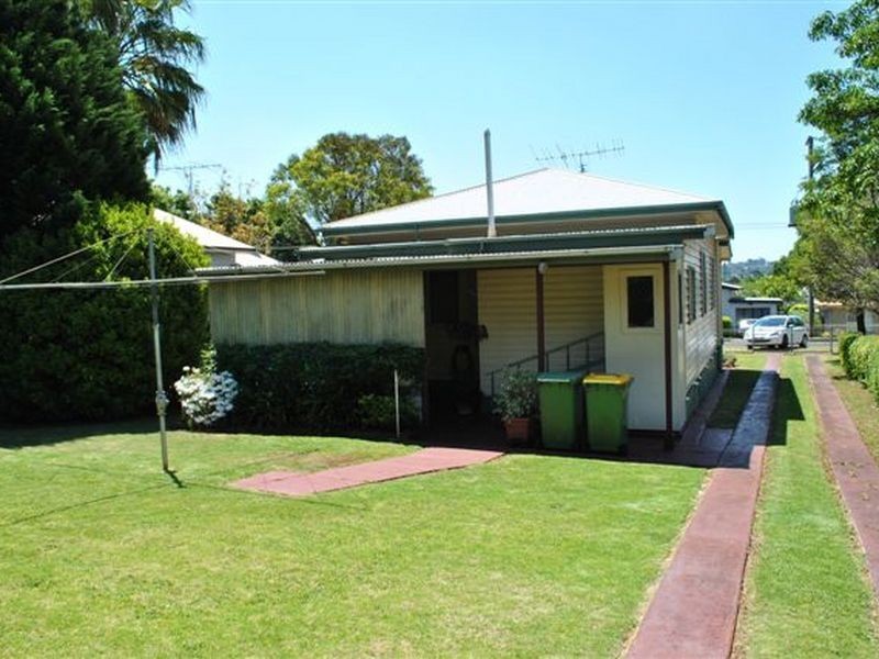 6 Eton Street, Toowoomba City QLD 4350