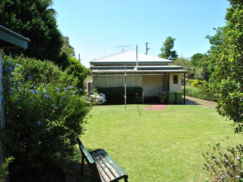 6 Eton Street, Toowoomba City QLD 4350