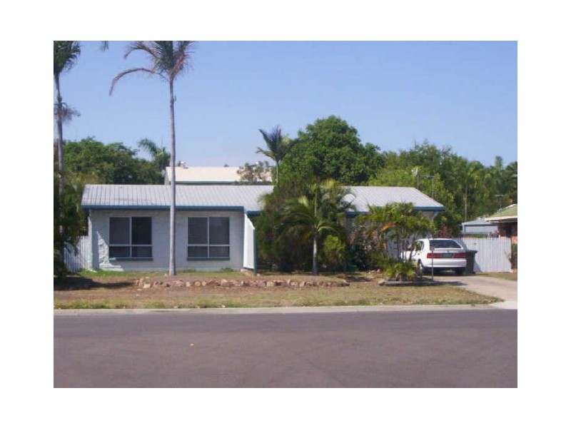 9 Paluma Street, Kirwan QLD 4817