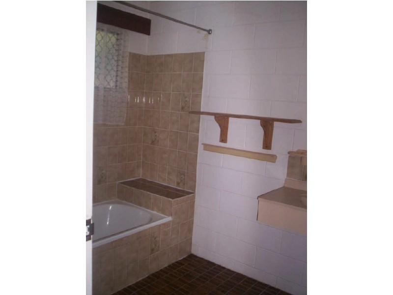 9 Paluma Street, Kirwan QLD 4817