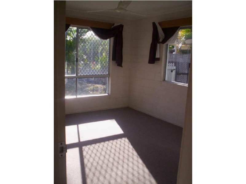 9 Paluma Street, Kirwan QLD 4817