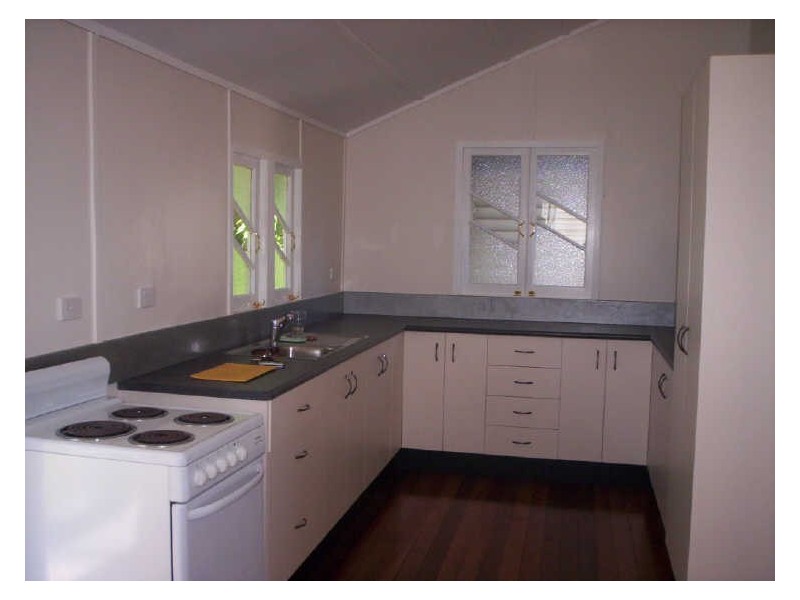 7 Sixth Street, South Townsville QLD 4810