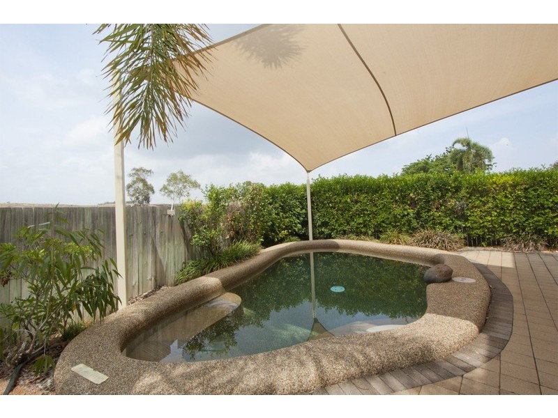 Railway Estate QLD 4810