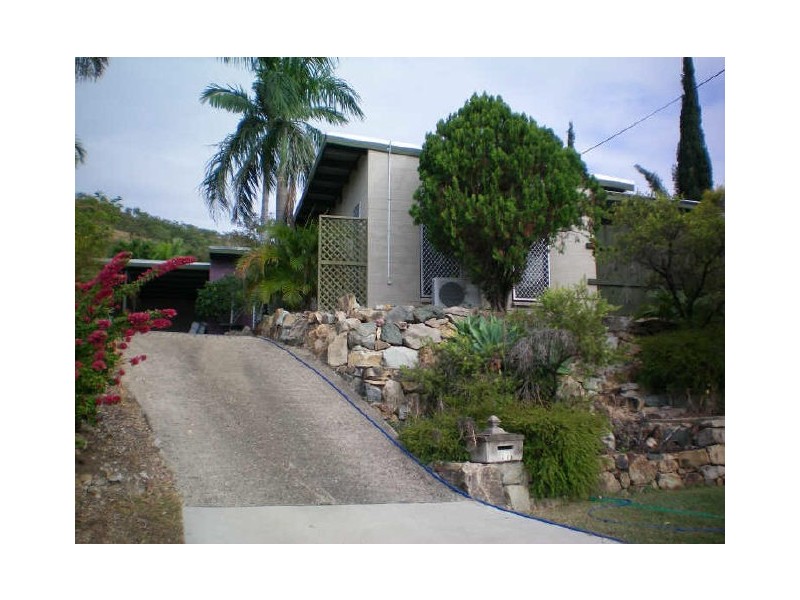 51 Banfield Drive, Mount Louisa QLD 4814