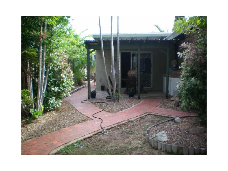 51 Banfield Drive, Mount Louisa QLD 4814