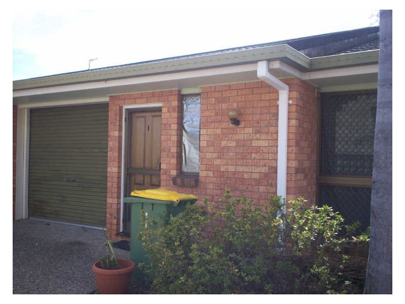 1/3 Roberts Street, Hermit Park QLD 4812