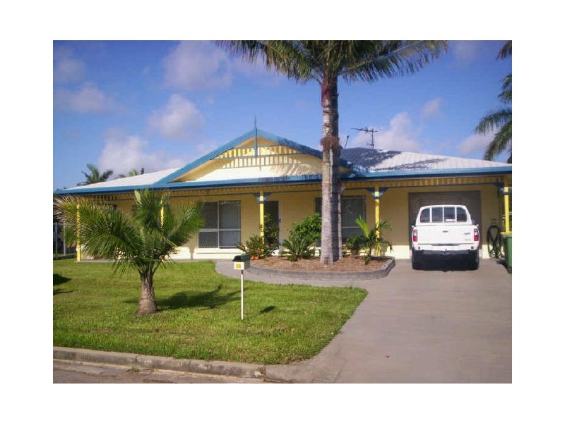 33 Dalkeith Street, Mount Louisa QLD 4814