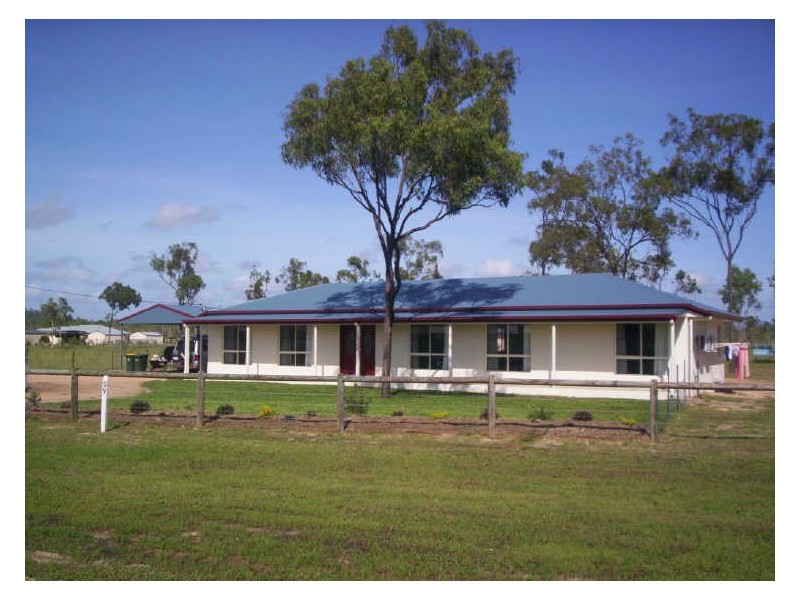 7 Stenhouse Court, Mount Low QLD 4818
