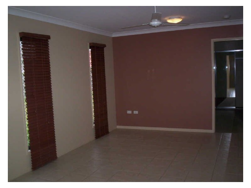 11 Waterdragon Link, Douglas QLD 4814