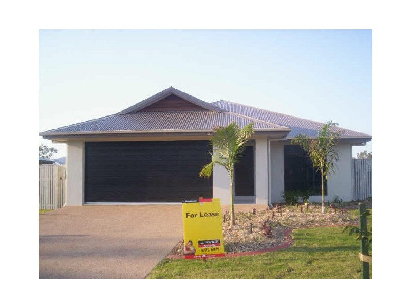 10 Anchorage Circuit ***, Bushland Beach QLD 4818