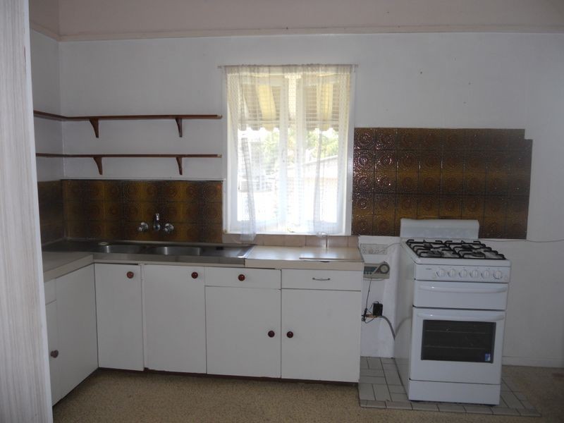 153 Eyre Street, North Ward QLD 4810