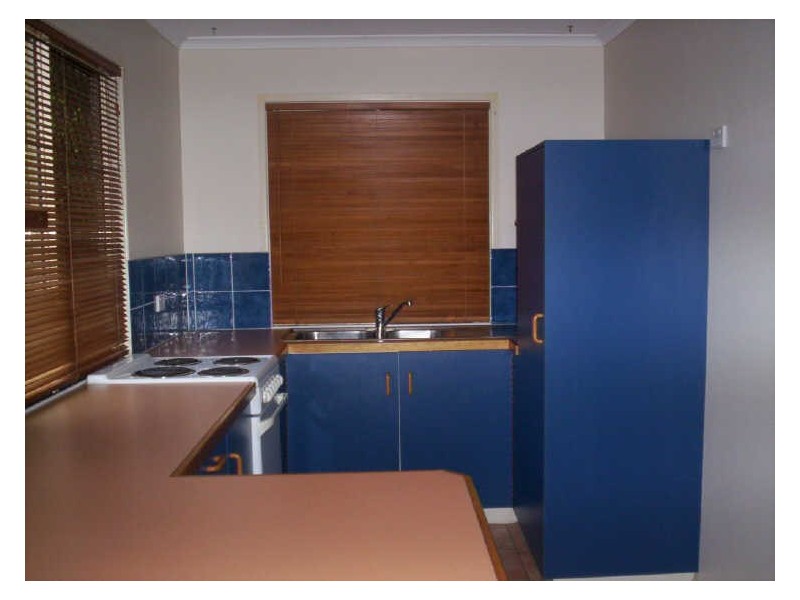 1/9 Tuffley Street, West End QLD 4810