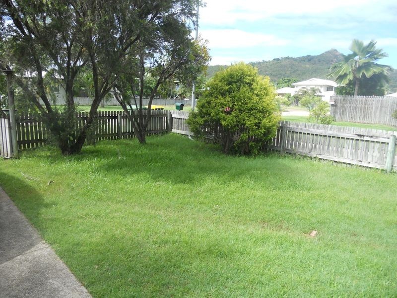 1/9 Tuffley Street, West End QLD 4810