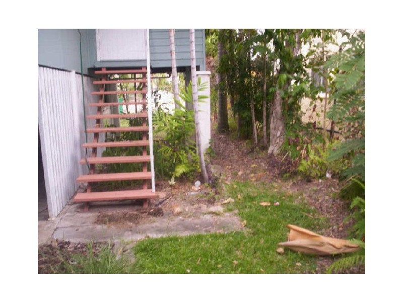 104 Tenth Avenue, Railway Estate QLD 4810