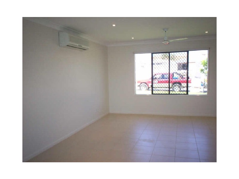 117 Shutehaven Circuit, Bushland Beach QLD 4818