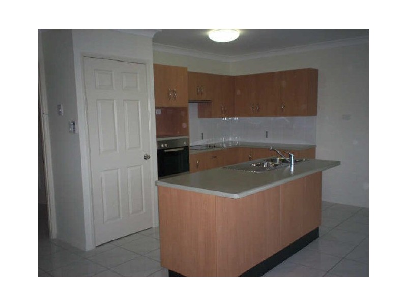 14 Blue Wren Drive, Kelso QLD 4815