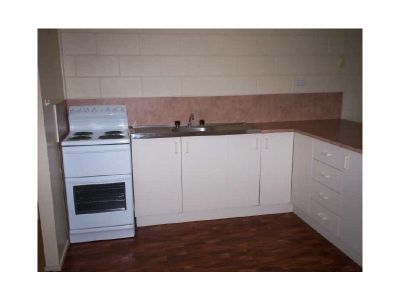 1/42 Churinga Street, Kirwan QLD 4817