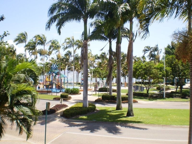 25/43 The Strand, Townsville QLD 4810