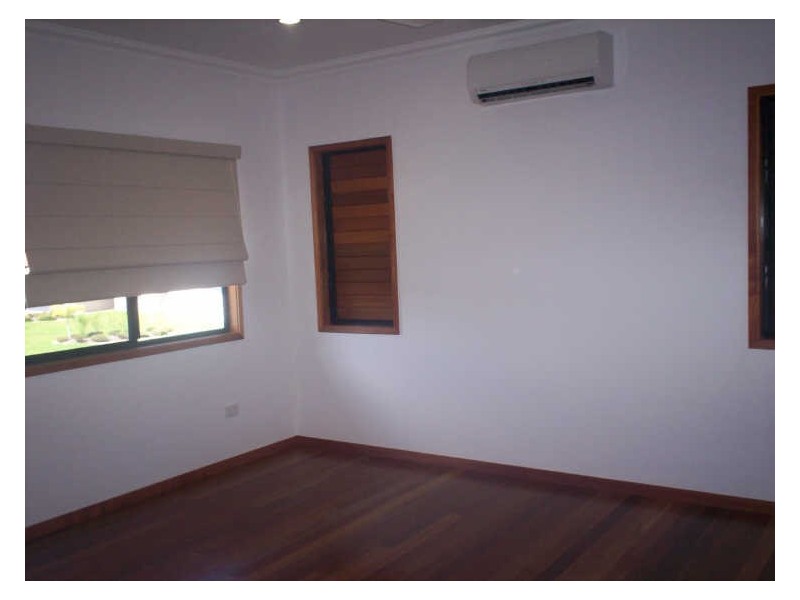 75 Woodwark Drive, Bushland Beach QLD 4818