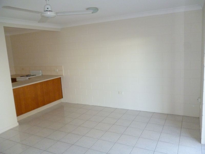 4/7 Palmerston Street, Pimlico QLD 4812