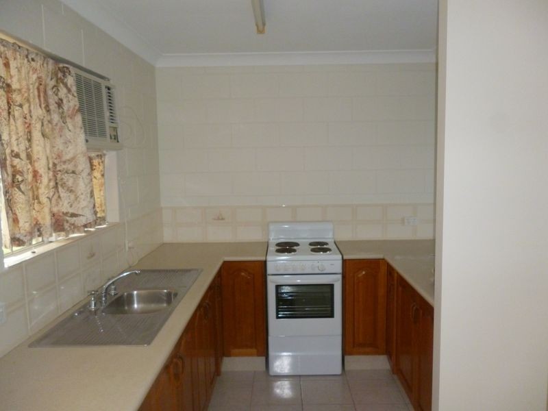 4/7 Palmerston Street, Pimlico QLD 4812