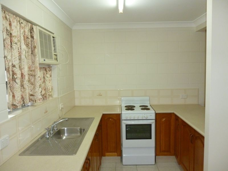 4/7 Palmerston Street, Pimlico QLD 4812