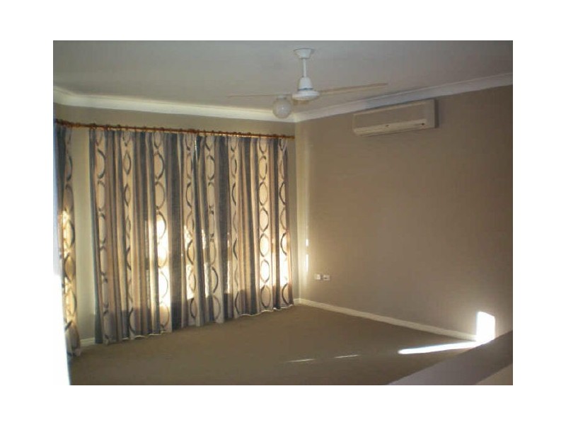 15 Brinkley Street, Mount Louisa QLD 4814