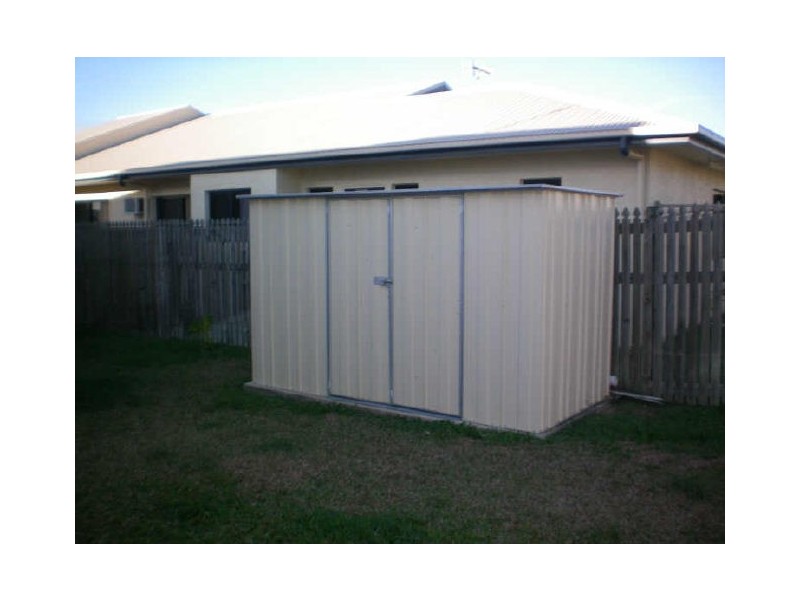 15 Brinkley Street, Mount Louisa QLD 4814