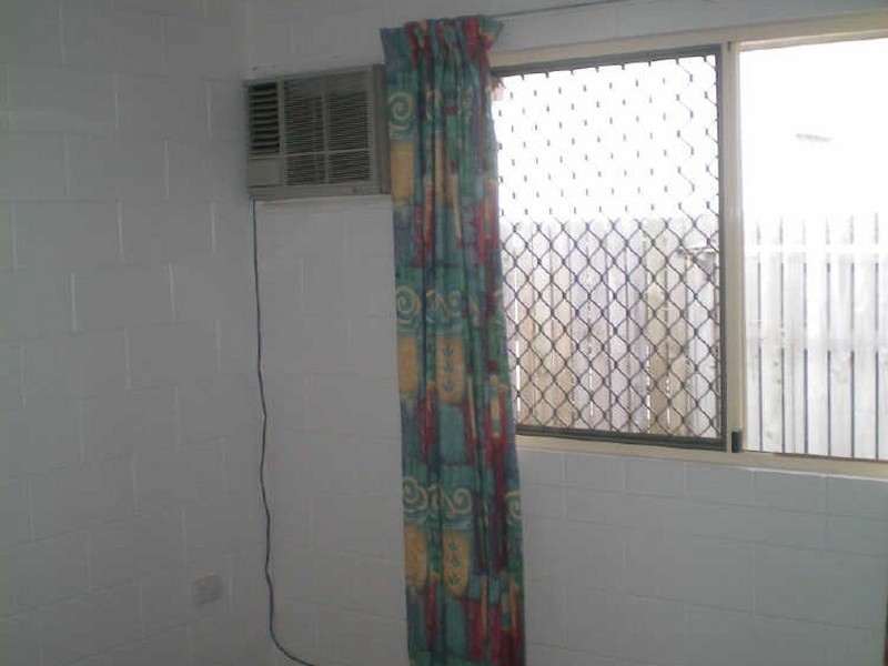 10/14 Nix Street, West End QLD 4810