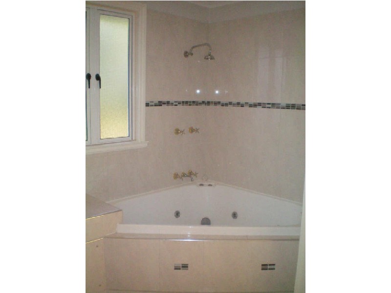 93 Perkins Street****, South Townsville QLD 4810