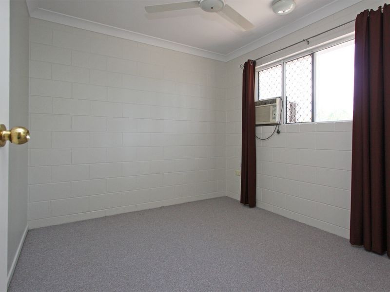 Pimlico QLD 4812