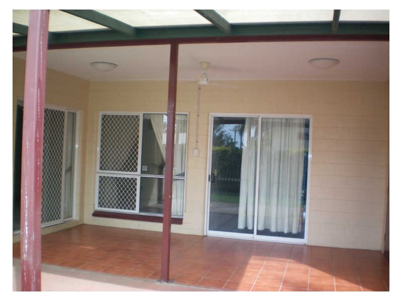 117 Hastings Street, Mount Louisa QLD 4814