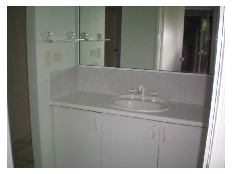 117 Hastings Street, Mount Louisa QLD 4814