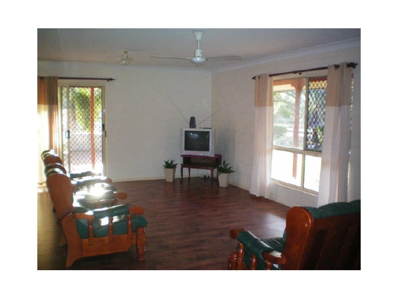 6 Helenita Court, Rupertswood QLD 4817