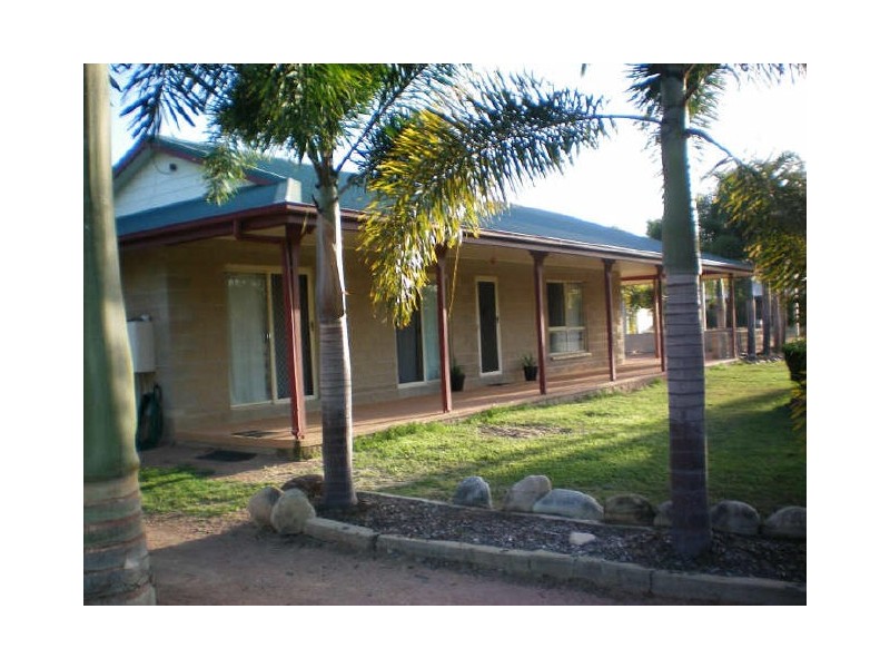 6 Helenita Court, Rupertswood QLD 4817