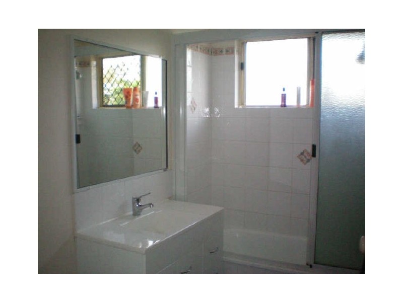 6 Helenita Court, Rupertswood QLD 4817