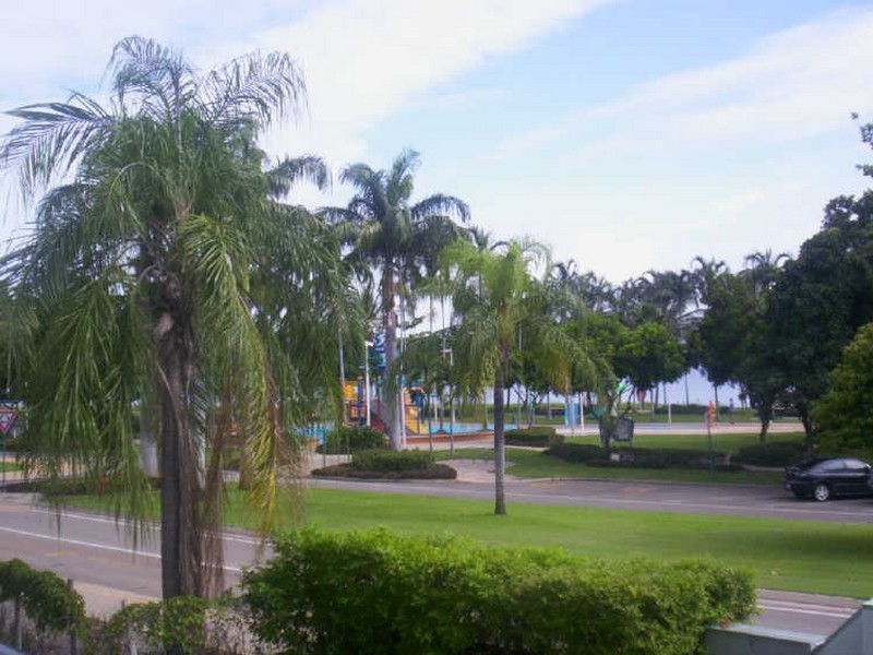 10/43 The Strand, North Ward QLD 4810