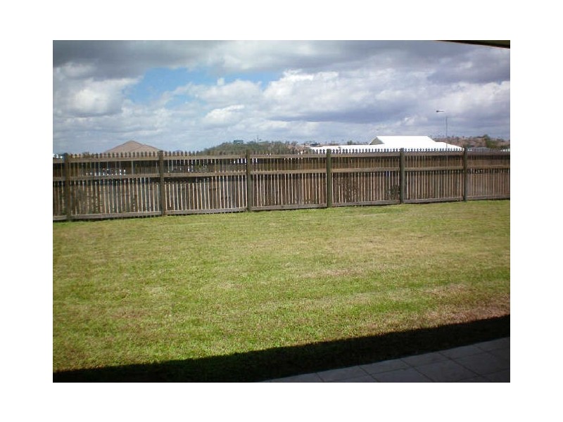 22 Eungulla Court, Bushland Beach QLD 4818