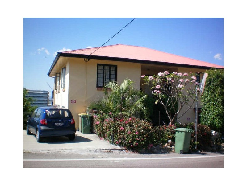 2/22 Melton Terrace ***, Townsville QLD 4810