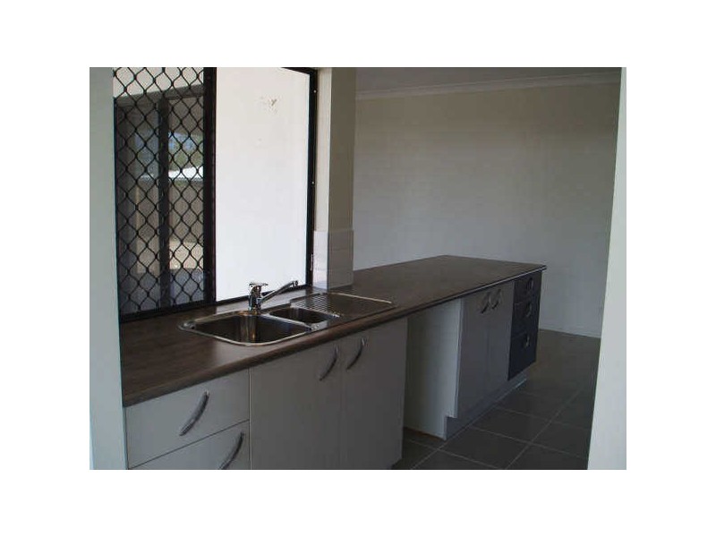 12 Riverstone Court, Mount Louisa QLD 4814