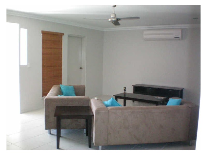 13 Daintree Drive, Bushland Beach QLD 4818