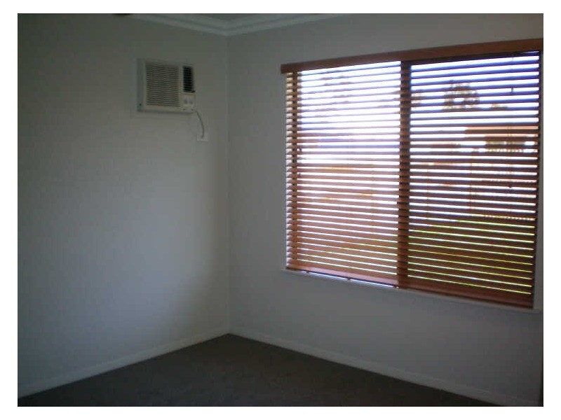 13 Daintree Drive, Bushland Beach QLD 4818