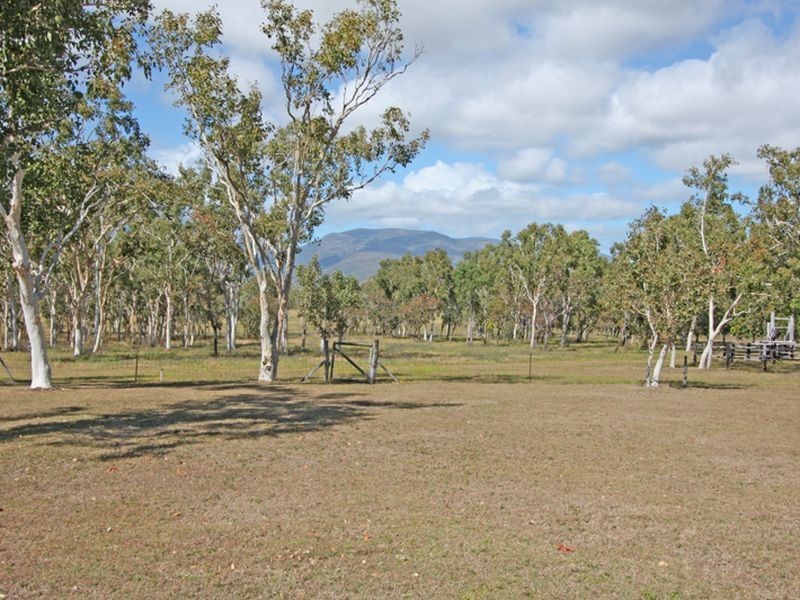 109 Barnham Road, Alligator Creek QLD 4816