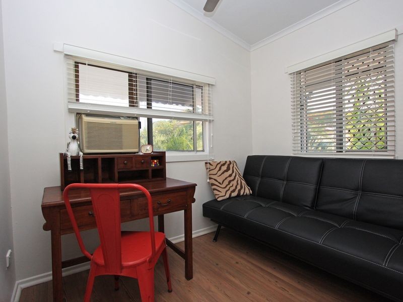 53 Roberts Street, Hermit Park QLD 4812