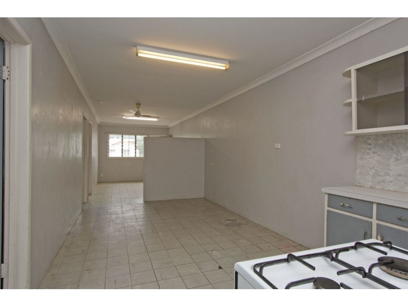 15 Carr Street, Hermit Park QLD 4812