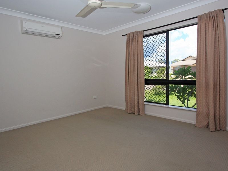 18 Firetail Pocket, Kelso QLD 4815