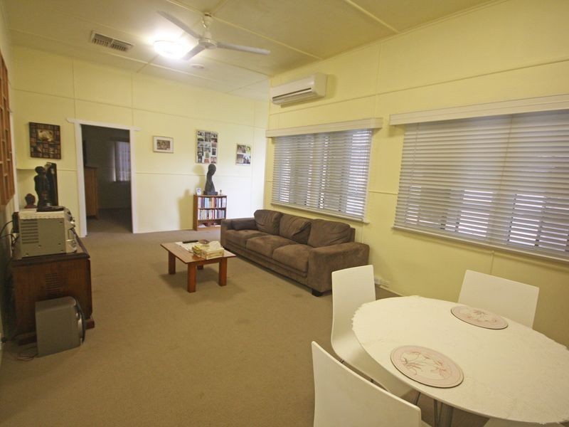 24 McAlister Street, Oonoonba QLD 4811