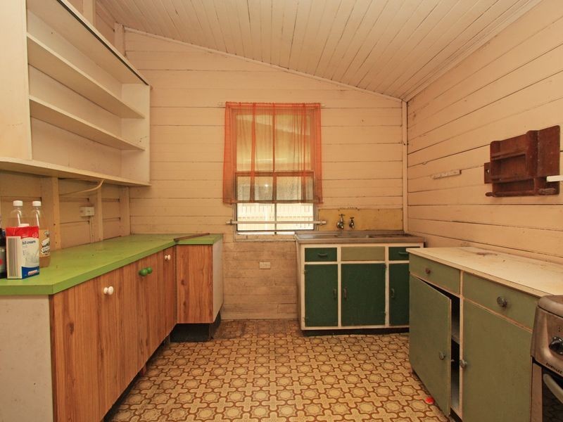 21 Perkins Street, South Townsville QLD 4810