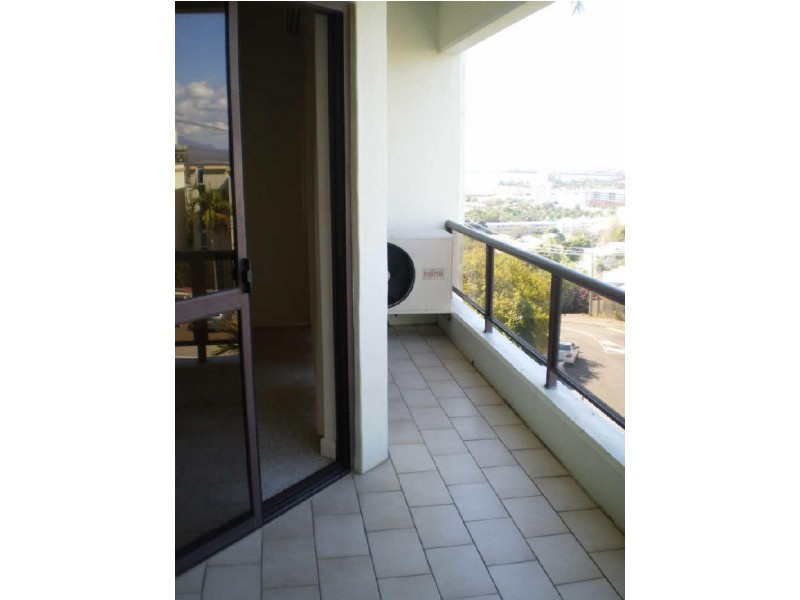 36/7 Hale Street, North Ward QLD 4810